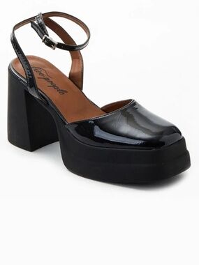 NWOT/NWOB Free People Black Patent Double Stack Platform Mary Janes Size 8